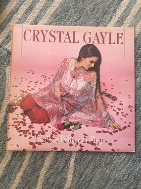 3/$25 CRYSTAL GAYLE - We Must Believe in Magic 1977 Album